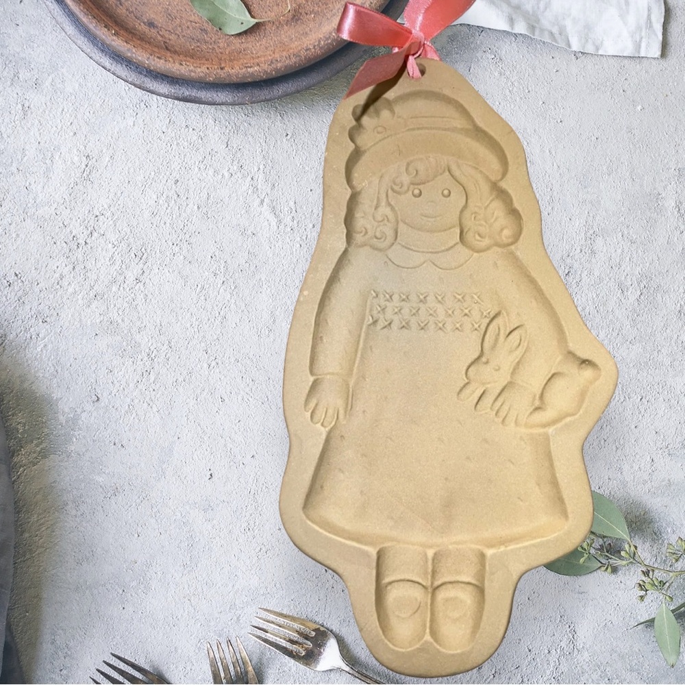 Vintage 1992 Bag Cookie Art Mold Press Girl with Bunny